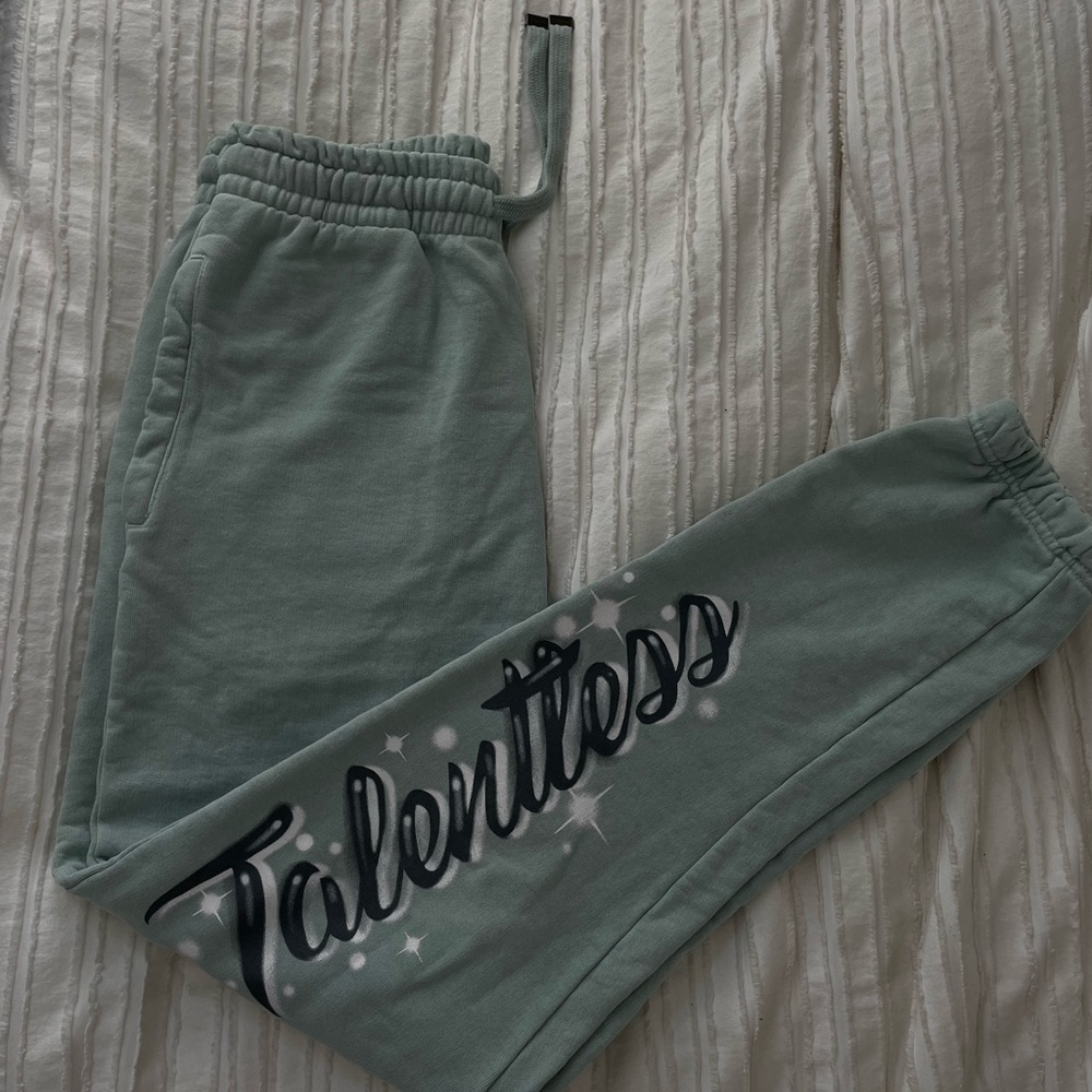 talentless joggers
